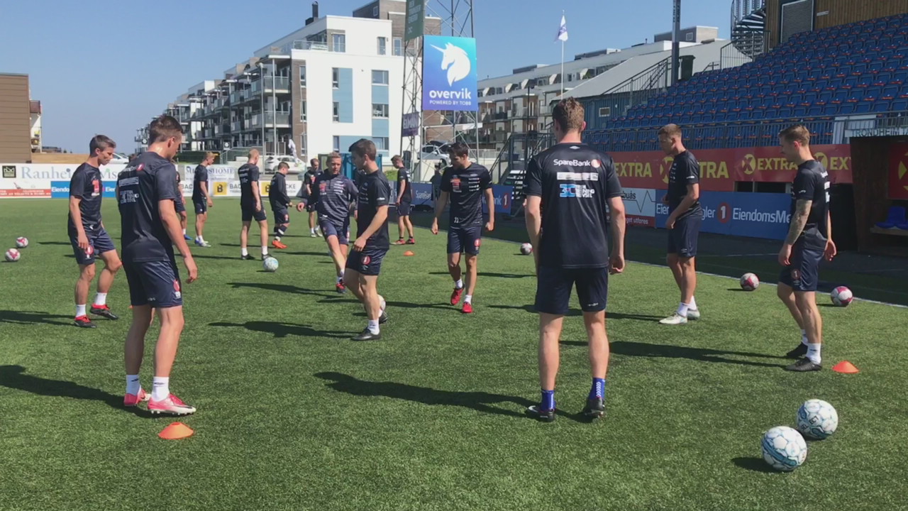 636FAA0B-498A-4904-A0FB-A4BB38AEBBD0.MOV